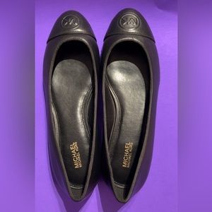 New Michael Kors Black Leather flats
